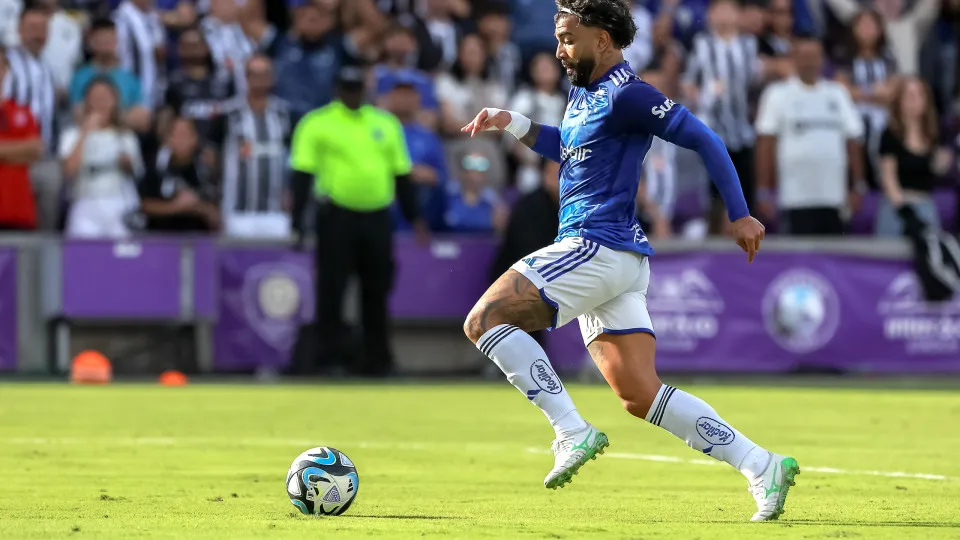 Em jogo da 'Lei do Ex', Gabigol decide para Cruzeiro em reencontro com Flamengo