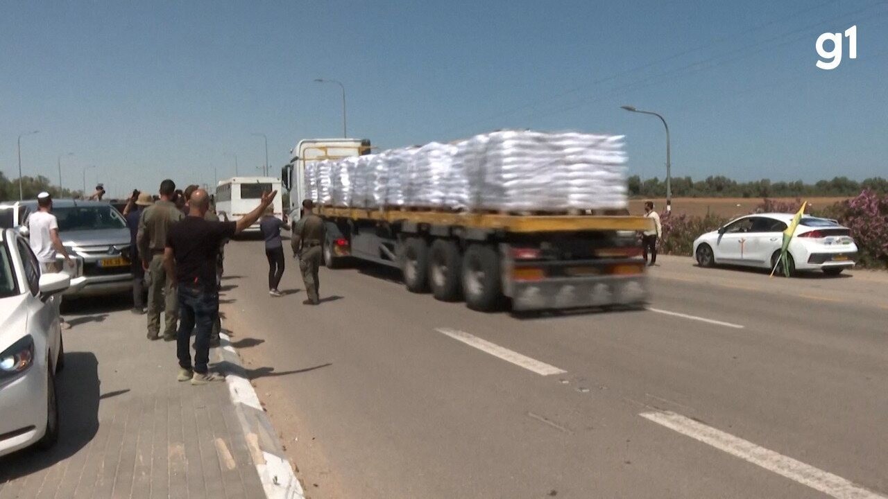 Manifestantes israelenses tentam bloquear entrada de ajuda humanitária em Gaza; VÍDEO